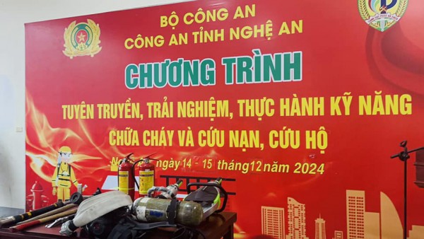 TH Cửa Nam 1 tham gia chương trình tuyên truyền trải nghiệm thực hành chữa cháy và cứu nạn, cứu hộ