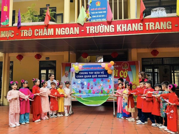 Hoạt động trải nghiệm với chủ đề:  “Chung tay bảo vệ cảnh quan quê hương”